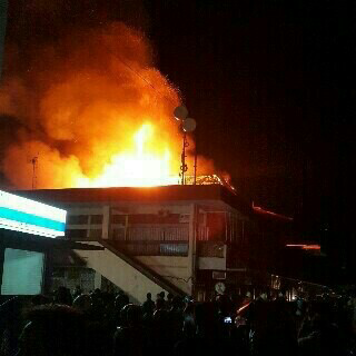 &#91;HOT&#93; Pasar Kelewer Terbakar Hari ini (27-12-2014)