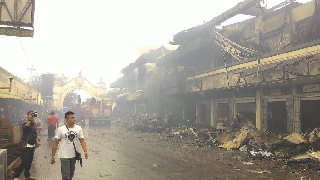 &#91;HOT NEWS&#93; Pasar Klewer di Solo Terbakar