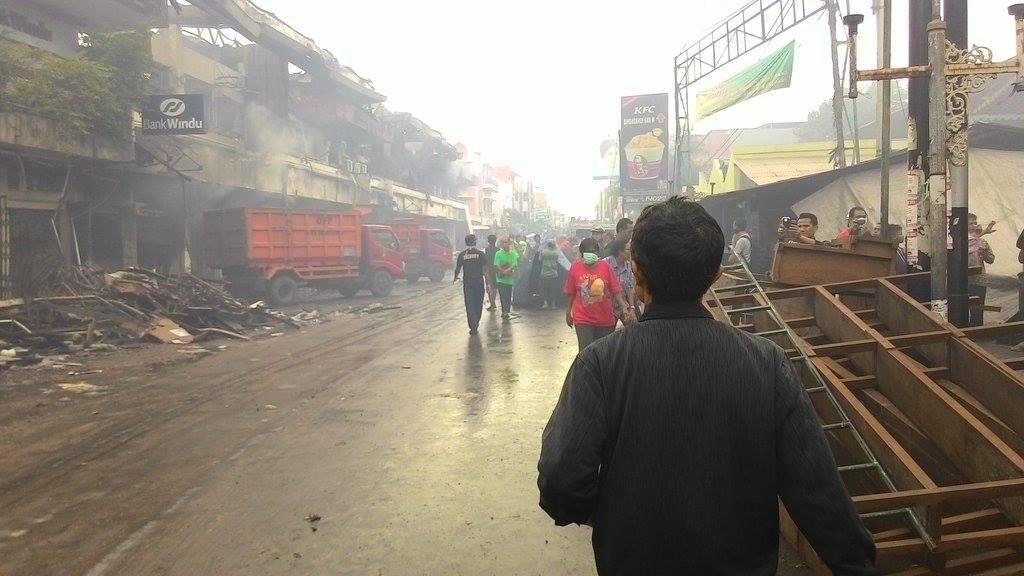 &#91;HOT NEWS&#93; Pasar Klewer di Solo Terbakar