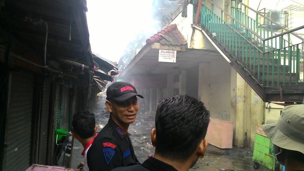 &#91;HOT NEWS&#93; Pasar Klewer di Solo Terbakar