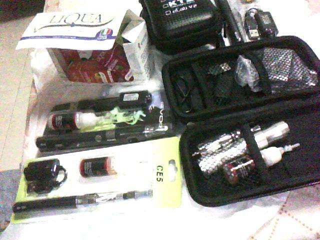 Rokok Elektrik Evod 1100 mah bonus Refill dsan Charger