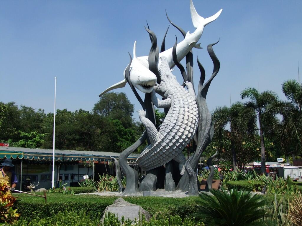 Hiu dan Buaya