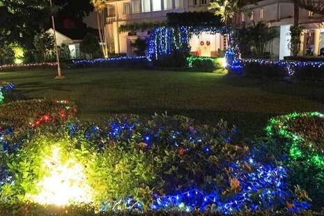 [SELAMAT NATAL] Ketika Rumah Dinas Gubernur Ahok Bertabur Cahaya