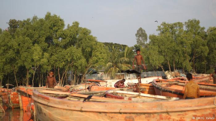 Kuburan Kapal, Chittagong