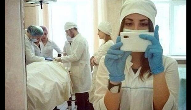 Selfie konyol yang menghebohkan tahun 2014