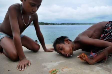 Kenangan Masa Kecil Bersama Karet Gelang (Bahkan Sampai Dewasa)