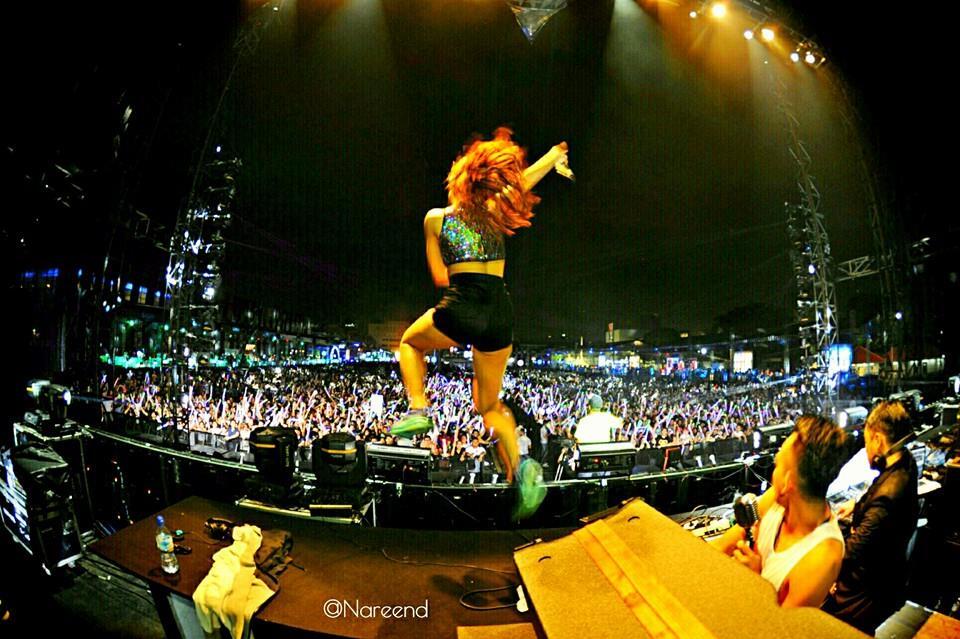 DJ YASMIN perform
