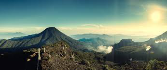 Inilah Orang Eropa Pertama Yang Mendaki Gunung Gede