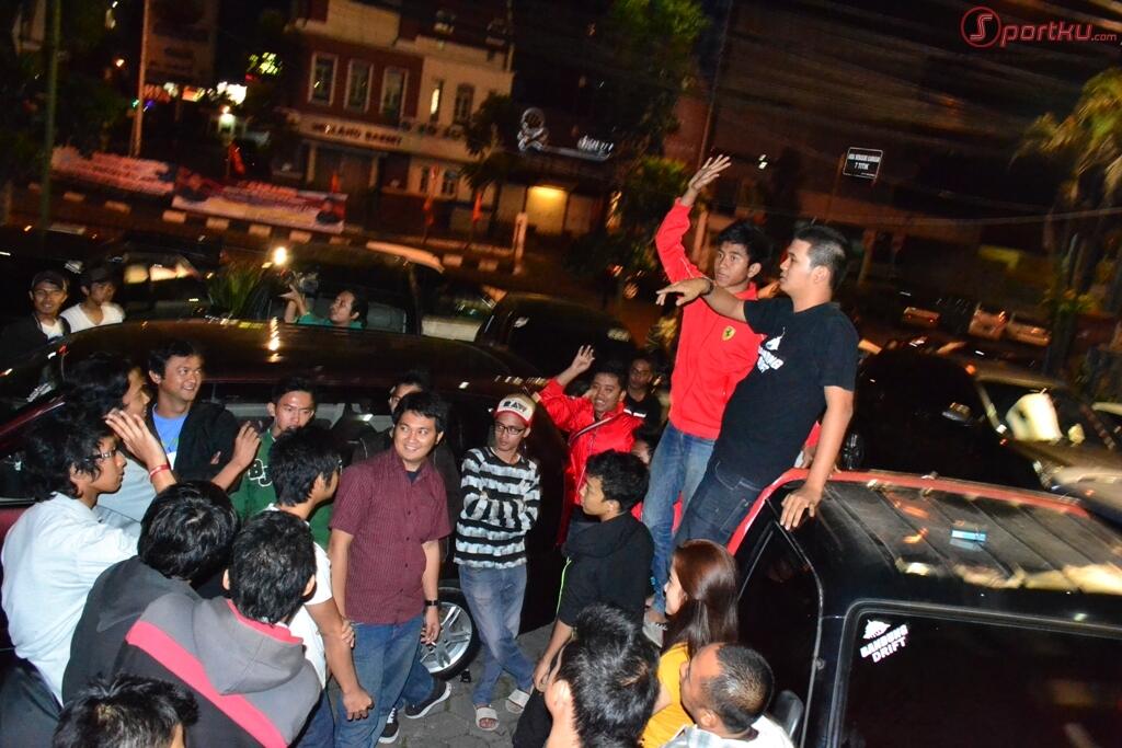 Cara Asik Habisin Malam Tahun Baru Buat Yang Bokek