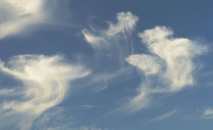 Mengenal Cumulonimbus dan Awan-awan yang Berbahaya dalam Penerbangan