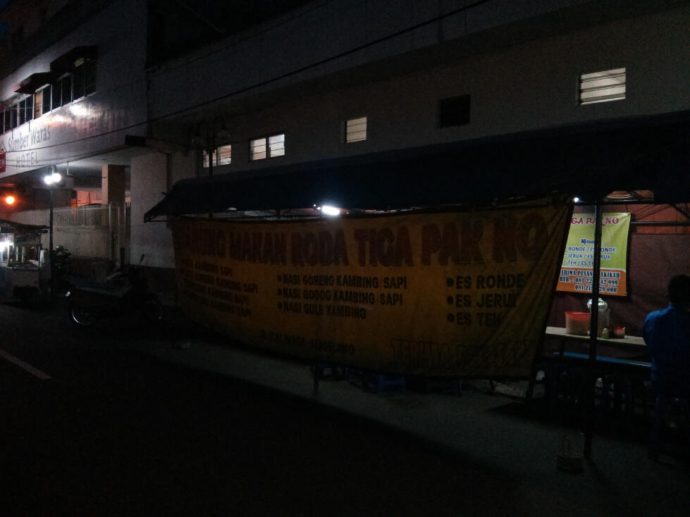 Warung Makan Roda Tiga Pak No, Magelang