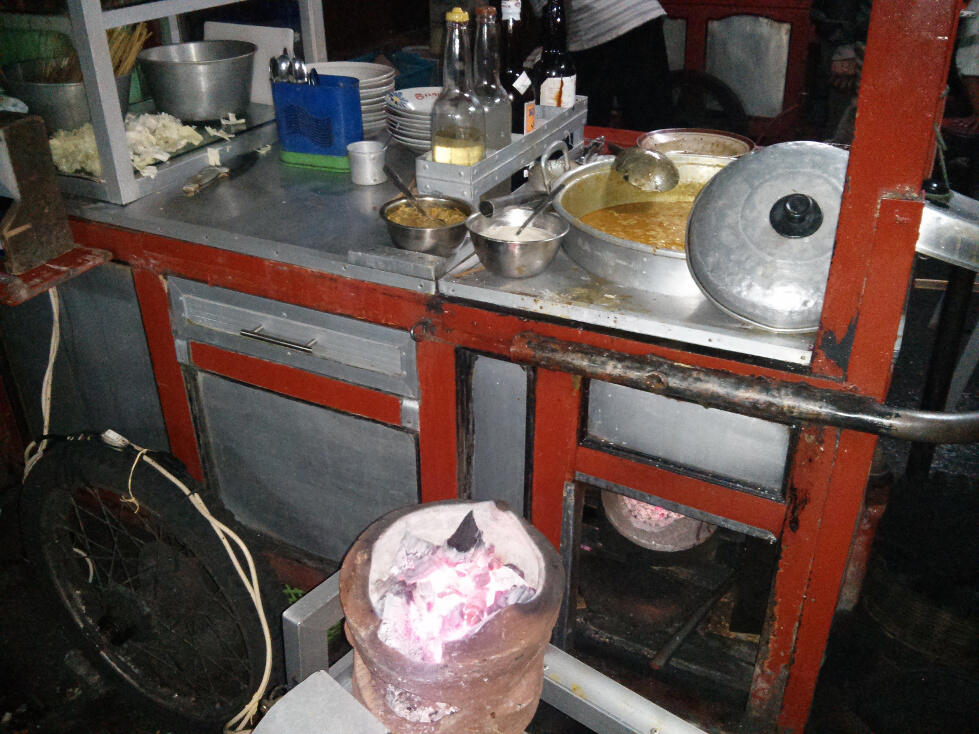 Warung Makan Roda Tiga Pak No, Magelang