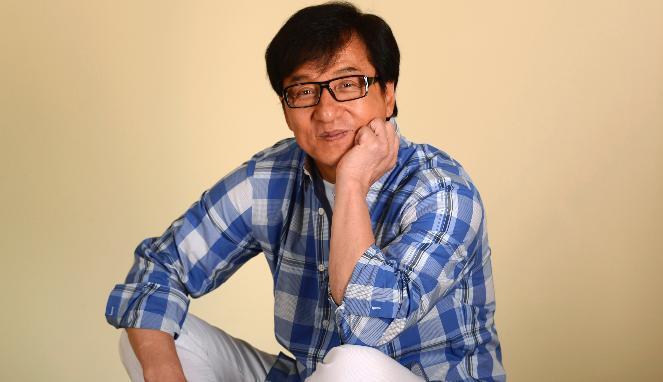 Jackie Chan Minta Pengacara Tampar Anaknya