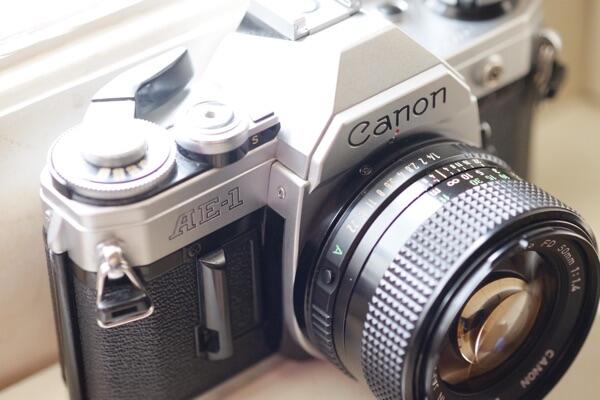 Jual Kamera Analog Film Canon AE-1 Mulus & Normal Semua! Berserta Lensa FD 50mm f/1.4