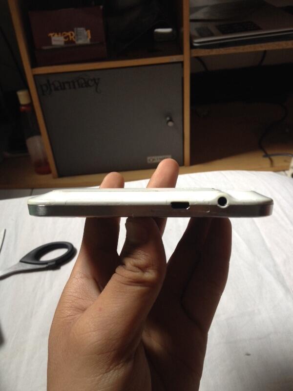 BlackBerry Dakota White Mulus Murah BANDUNG