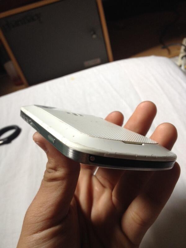 BlackBerry Dakota White Mulus Murah BANDUNG
