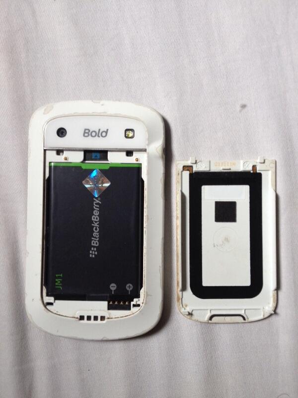 BlackBerry Dakota White Mulus Murah BANDUNG