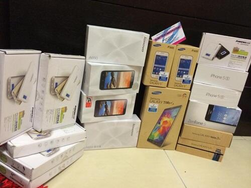 PUSAT DISTRIBUTOR PENJUALAN HANPHONE BLACKMARKET ORIGINAL|IPHONE|SAMSUNG|BB|SONY|DLL