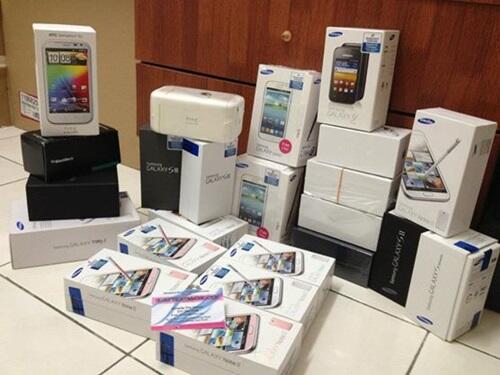 PUSAT DISTRIBUTOR PENJUALAN HANPHONE BLACKMARKET ORIGINAL|IPHONE|SAMSUNG|BB|SONY|DLL