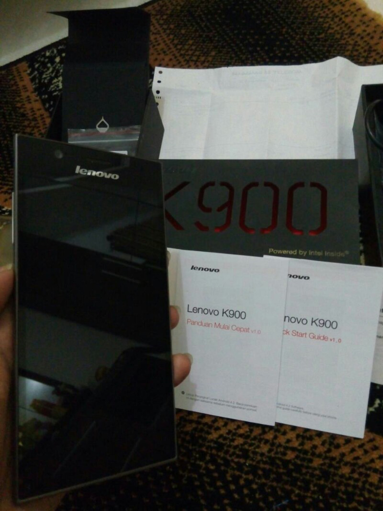 Lenovo K900 32GB mulus like new (bandung)