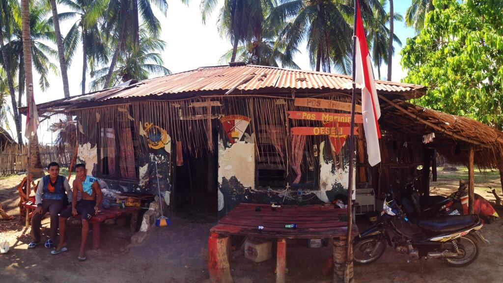 VOLUNTOURISM : Kisah Nenek Tua, Bocah, dan Panti Asuhan.