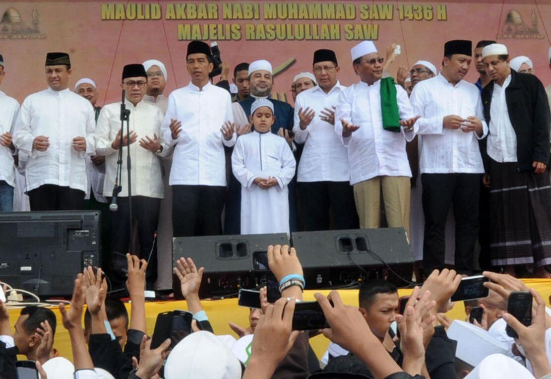 &#91;+PIC&#93; Jokowi, Ketua MPR &amp; Menteri Hadiri Maulid Akbar Majelis Rasulullah di Monas