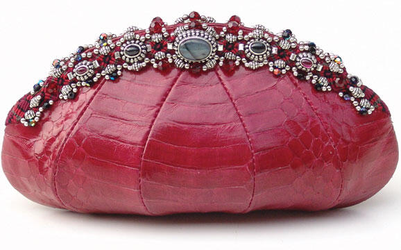 10 Produk Fashion Indonesia Yang Go Internasional