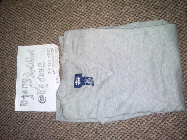 Kaos Uniqlo, Polo Uniqlo, Polo Lacoste, Polo Nautica, Kaos Vans, Kaos Stussy, etc