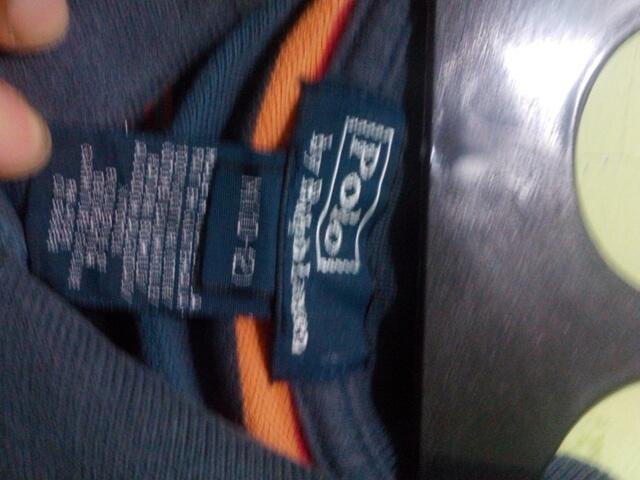 Kaos Uniqlo, Polo Uniqlo, Polo Lacoste, Polo Nautica, Kaos Vans, Kaos Stussy, etc
