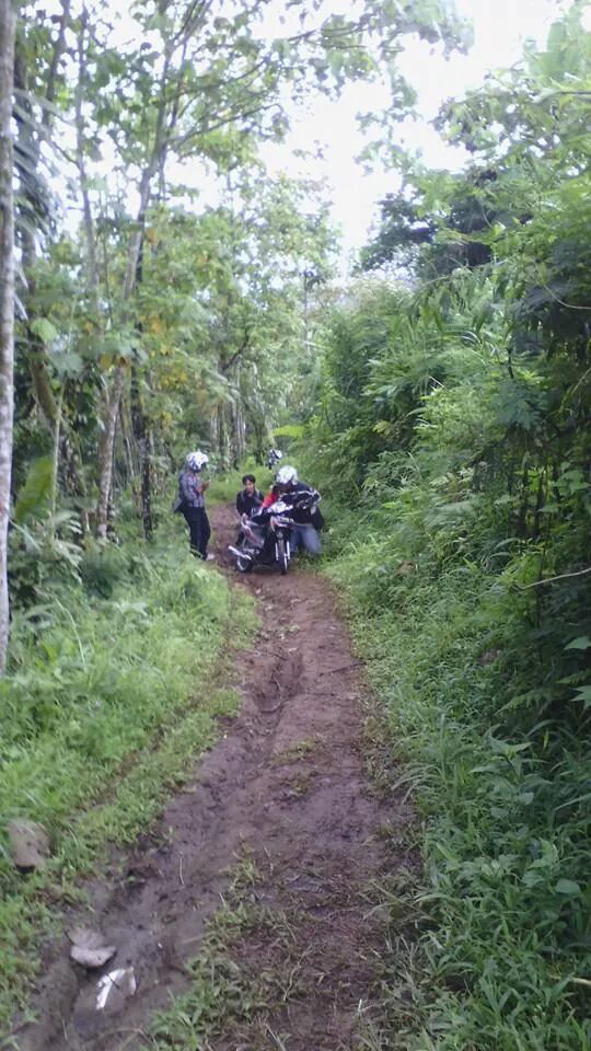 perjalanan ke curug batu blek