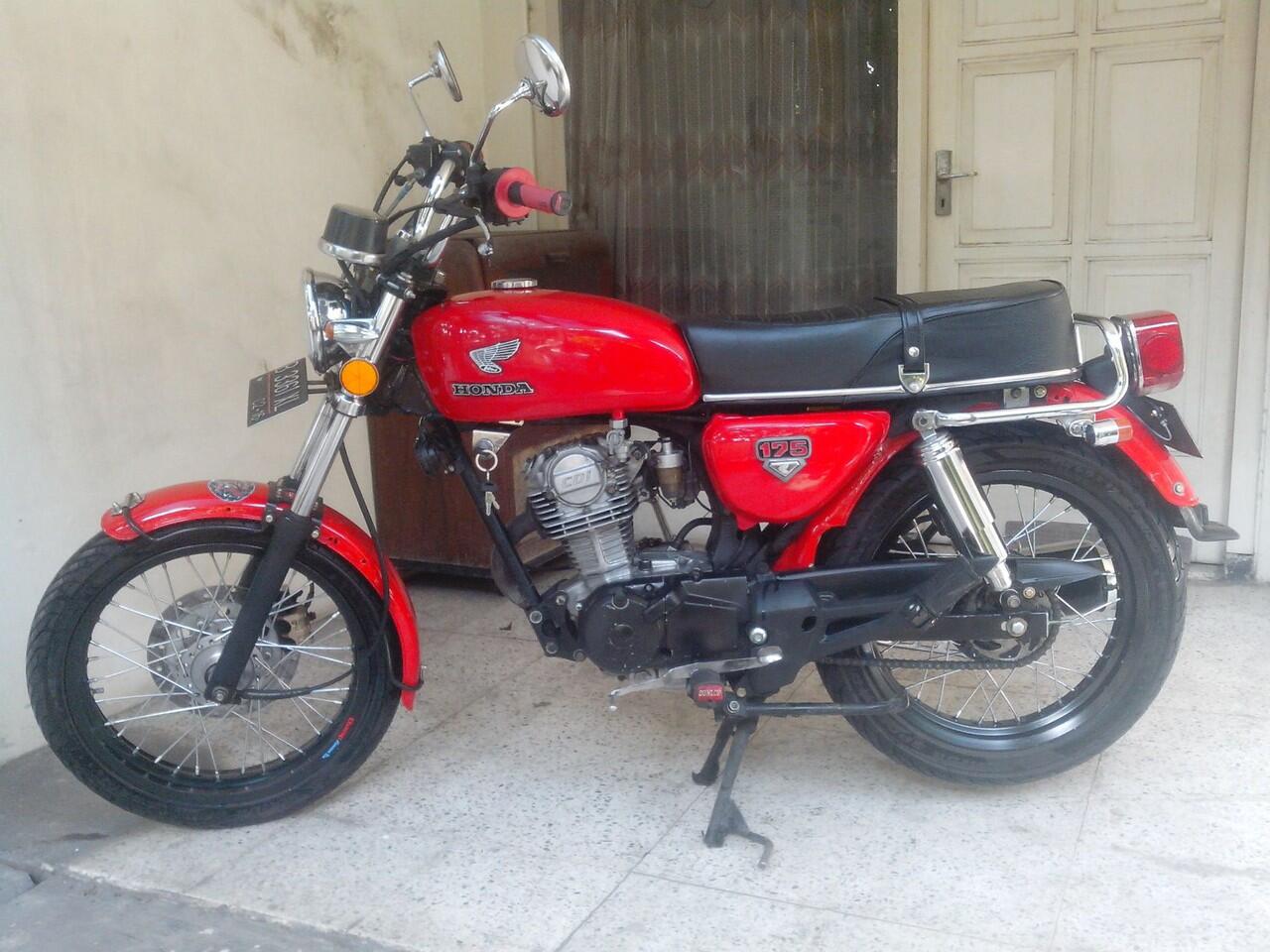 Cari Honda CB 100 Tahun 1981 KASKUS