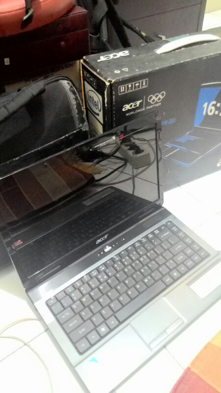 Laptop Acer 4732z Fullset murah mulus normal