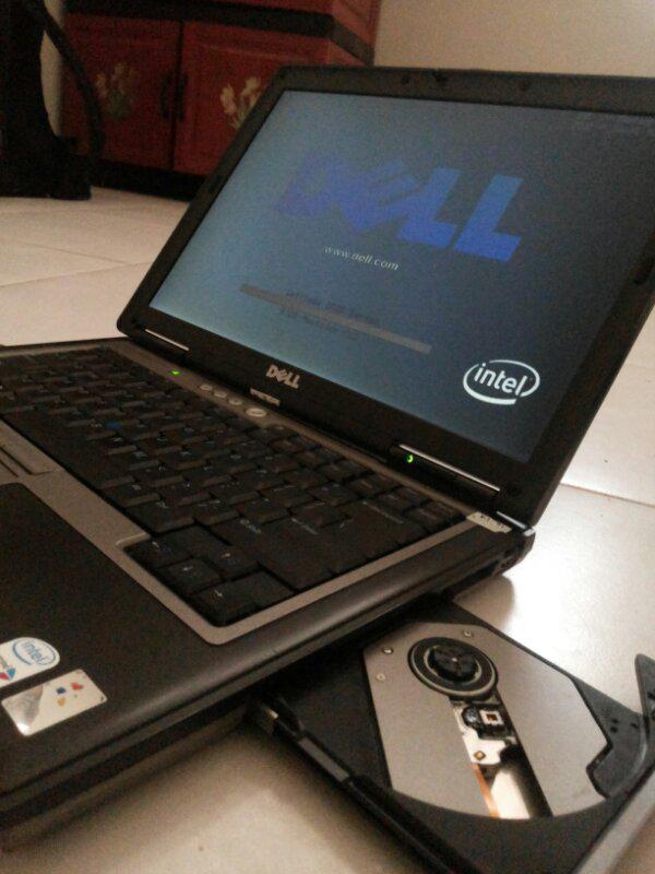 JUAL LAPTOP DELL LATIUDE D620-CENGKARENG