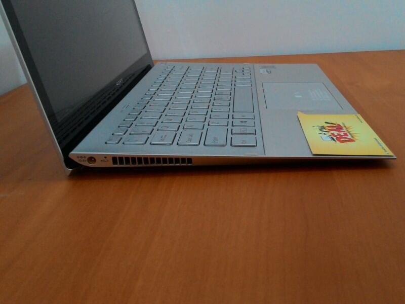 Sony Vaio Pro SVP13213SGS Silver. Cuman 1.06kg! @AyukDeal.com
