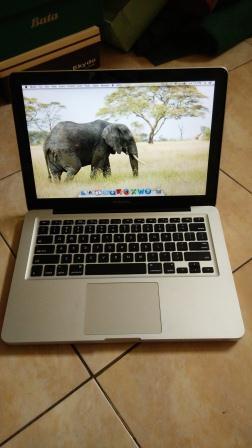 MACBOOK PRO 13 INCHI MID 2010 RAM 8 GB HDD 320GB JARANG PAKAI CC NORMAL MURAH GAN