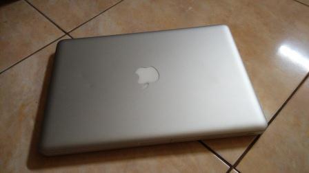 MACBOOK PRO 13 INCHI MID 2010 RAM 8 GB HDD 320GB JARANG PAKAI CC NORMAL MURAH GAN