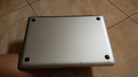 MACBOOK PRO 13 INCHI MID 2010 RAM 8 GB HDD 320GB JARANG PAKAI CC NORMAL MURAH GAN
