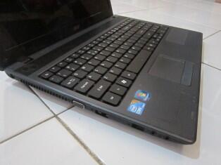LAPTOP ACER Aspire 5733 Core i3 RAM2GB HD320GB