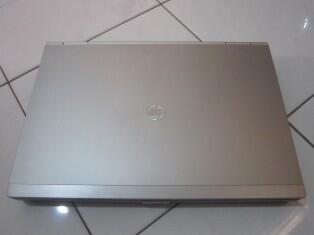 LAPTOP HP EliteBook8460p Core i5 RAM4GB HD250GB free ongkir jakarta