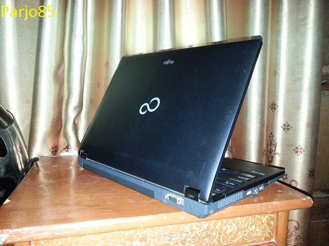 FUJITSU lifebook S series laptop notebook core i5 mulus cod / rekber ok