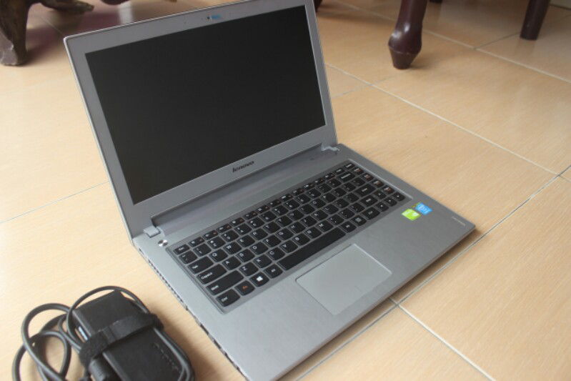 Laptop Lenovo Z410 i5 Haswell Ram 4 Hdd 1Tb Nvidia 740M 2Gb Muraah