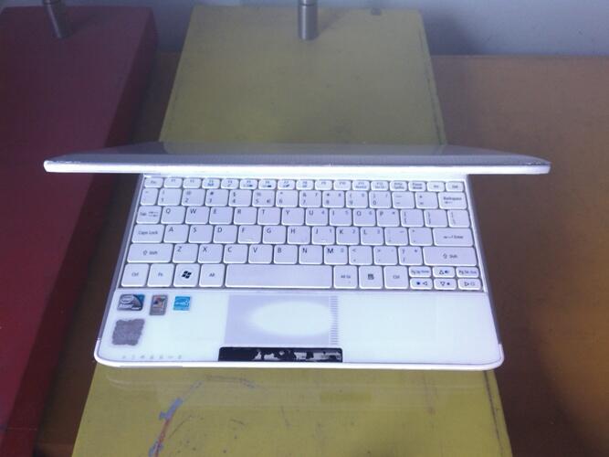 Netbook Acer AO532h Jogja