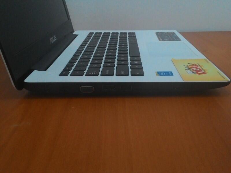 ASUS X453MA-WX248B. Pentium Quad N3540. Win 8.1 Bing. Termurah. @AyukDeal.com