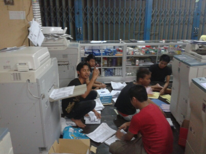 SOLUSI OPERASIONAL DAN USAHA FOTOCOPY