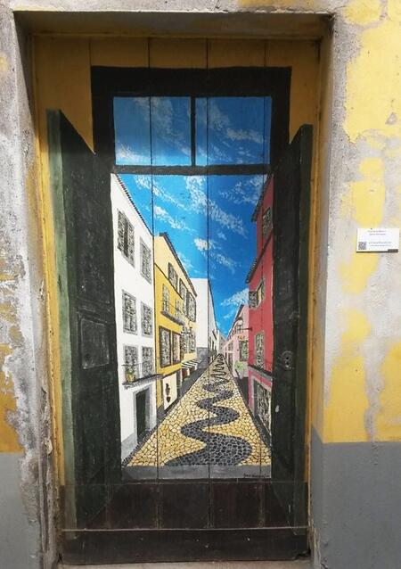 11 Foto Pintu Artistik yang Menginspirasi