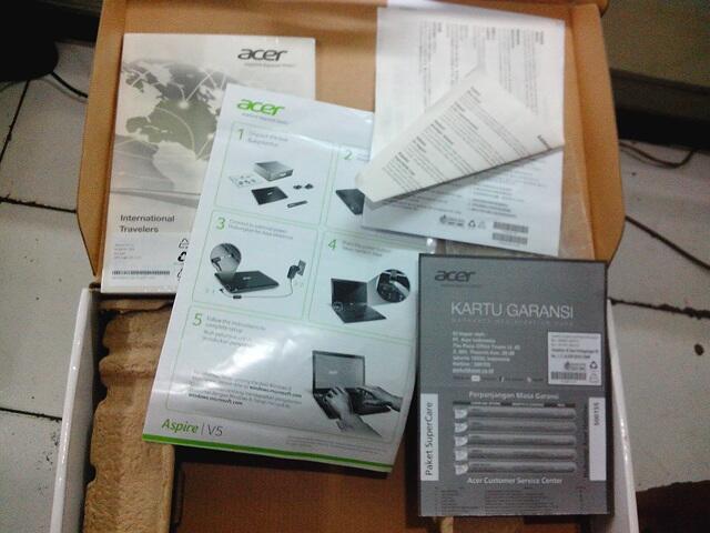 ACER ASPIRE V5-135 Fullset Mulus Garansi Resmi