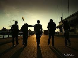 10 Alasan Sahabat Sejati Jauh Lebih Penting daripada Pacar