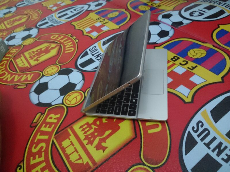 >>Acer switch hybrid laptop tablet mulus murah meriah uy/Rekber<<