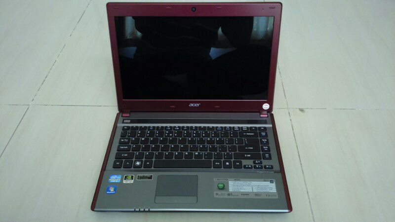 WTS Acer ASPIRE 4755g merah, Core i7, Kondisi 99%