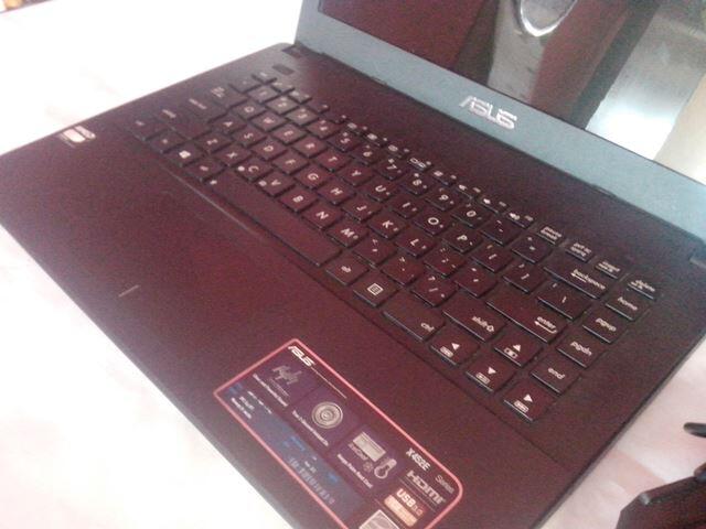 Asus X452E Amd E1-2500 HDD 500GB Garansi masih panjang | Surabaya